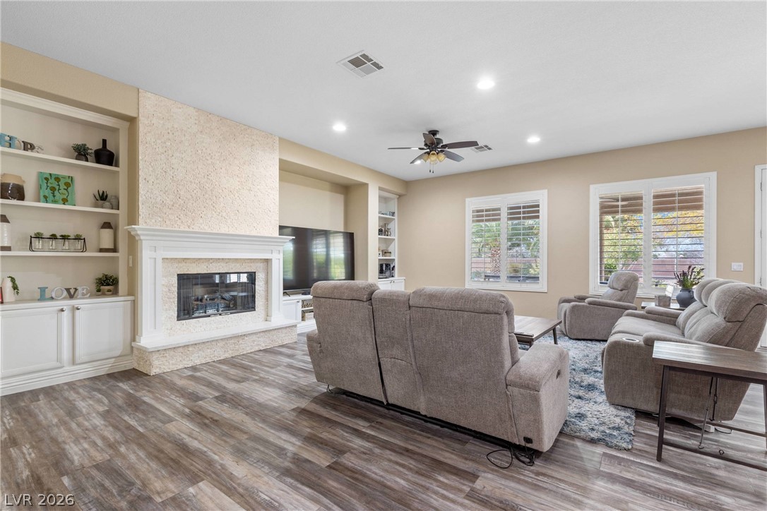 8089 Soledad Canyon Street