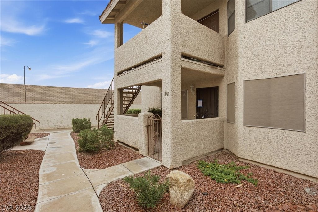 753 Rock Springs Drive 102