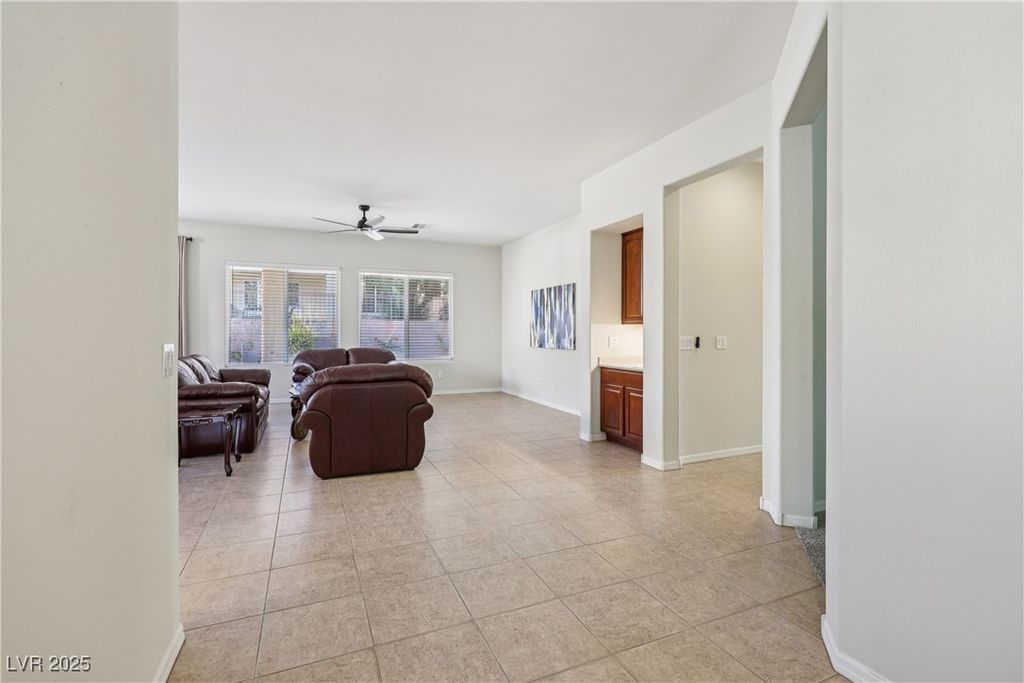 Photo of 2156 Twin Falls Drive, Henderson, NV 89044 (MLS # 2715711)