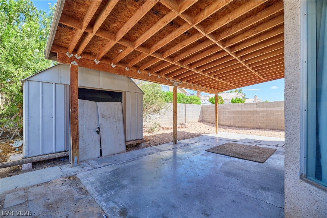 5906 Commodore Cove Drive