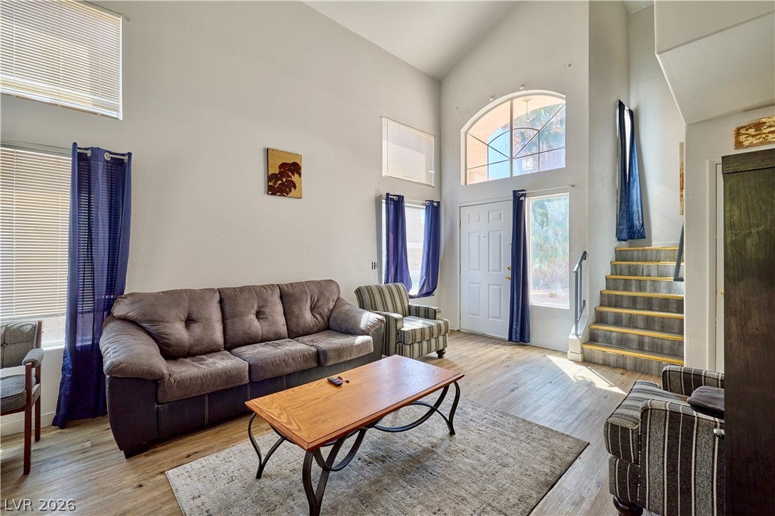 5906 Commodore Cove Drive