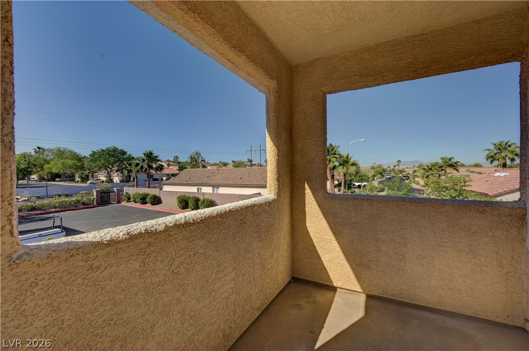 251 S Green Valley Parkway 4822