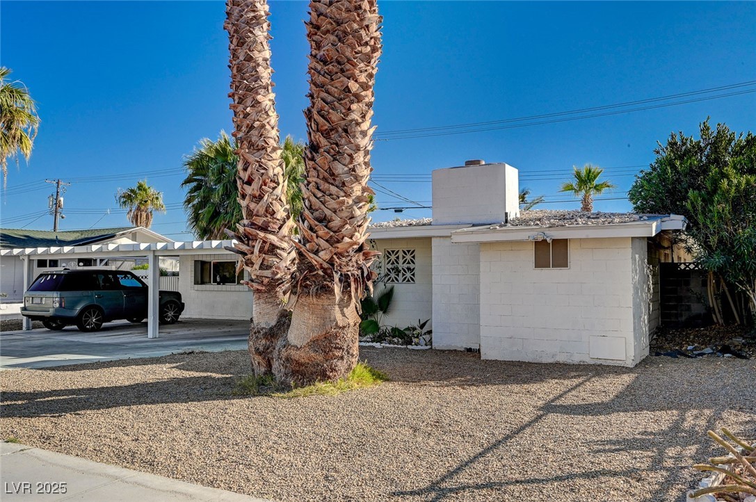 2325 Sombrero Drive, Las Vegas, Nevada image 2