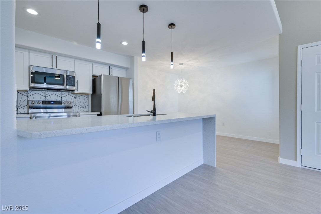 555 E Silverado Ranch Boulevard 2075