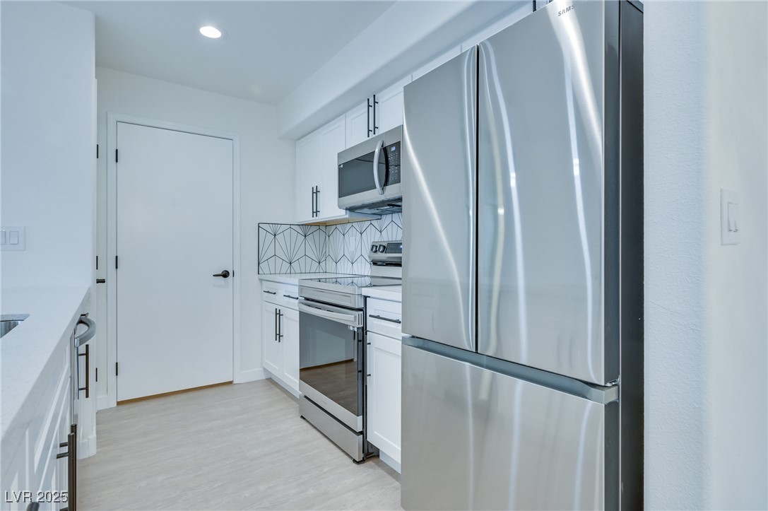 555 E Silverado Ranch Boulevard 2075