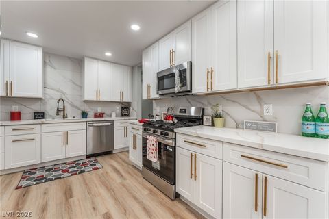 1118 Chapman Drive Las Vegas NV 89104