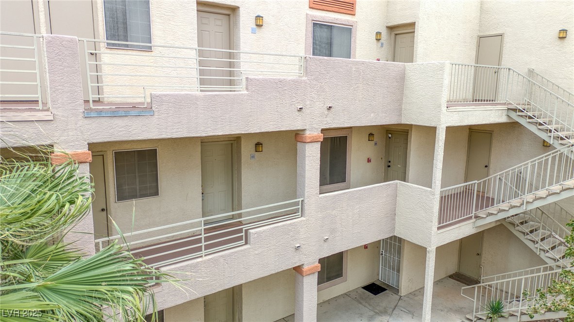 2040 Mesquite Lane #203, Laughlin, Nevada image 3