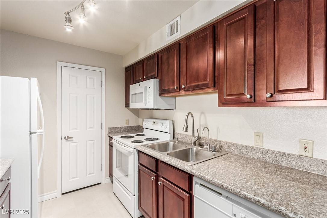 2606 S Durango Drive 232