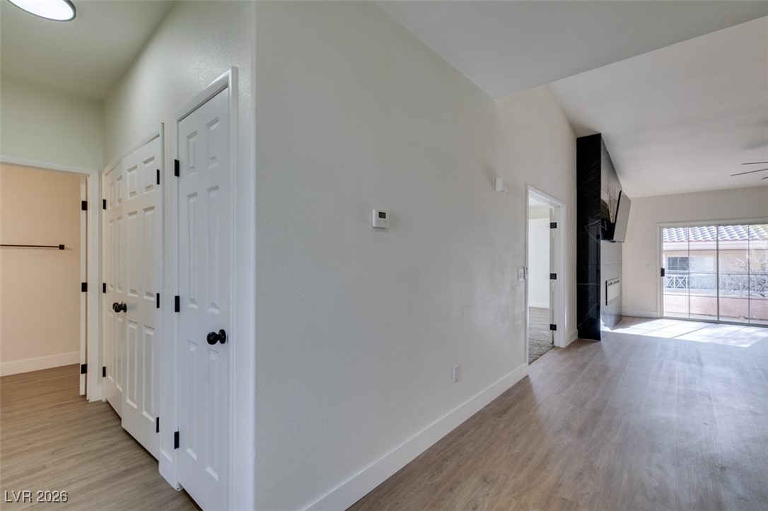 10525 Autumn Pine Avenue 203