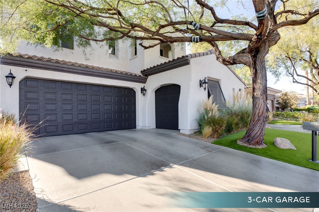 Properties 1 2747 Turtle Head Peak Drive