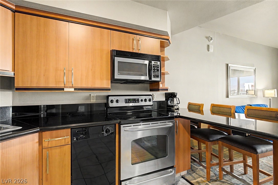 211 E Flamingo Road 1504
