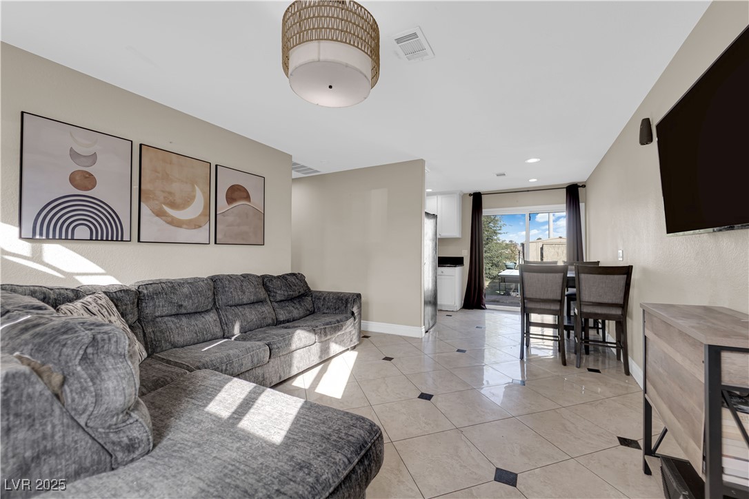 2732 Vita Drive