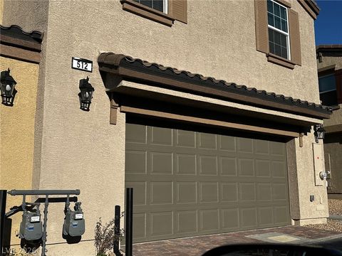 Townhouse For Rent - 512 Ylang Place<br/> Clark County, Henderson, NV 89015