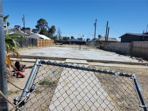 MLS: 2681173