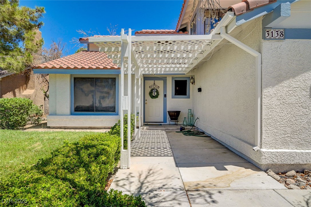3138 White Rose Way