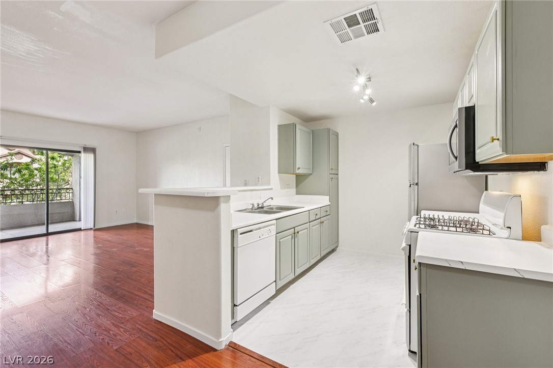 8250 N Grand Canyon Drive 2034