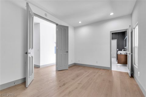 Tiny photo for 2861 Queens Courtyard Drive, Las Vegas, NV 89109 (MLS # 2792389)