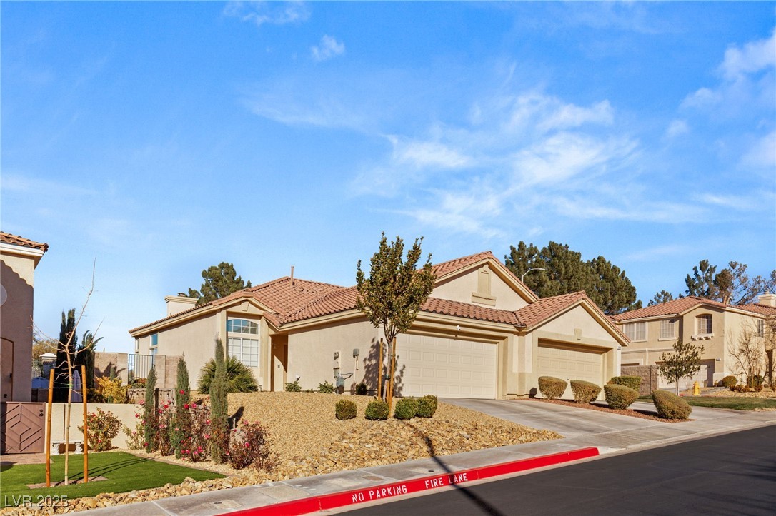 3090 Quail Crest Avenue, Henderson, Nevada image 2