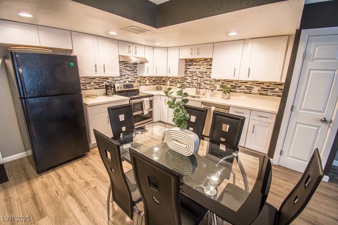 5459 Escondido Street