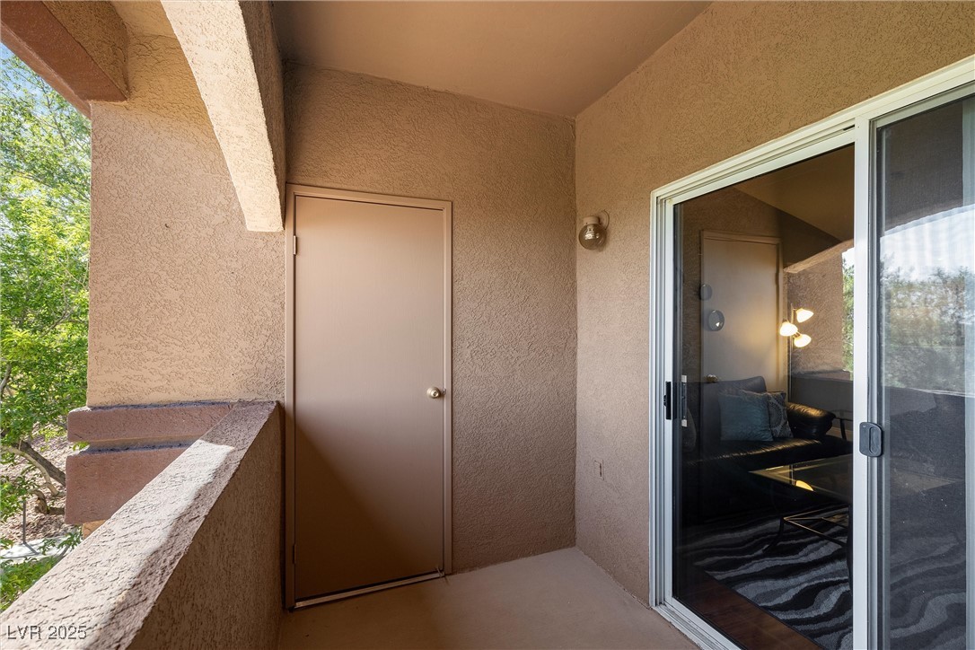 Henderson, Nevada 89012, United States, 2 Bedrooms Bedrooms, ,2 BathroomsBathrooms,Residential,Active,129452