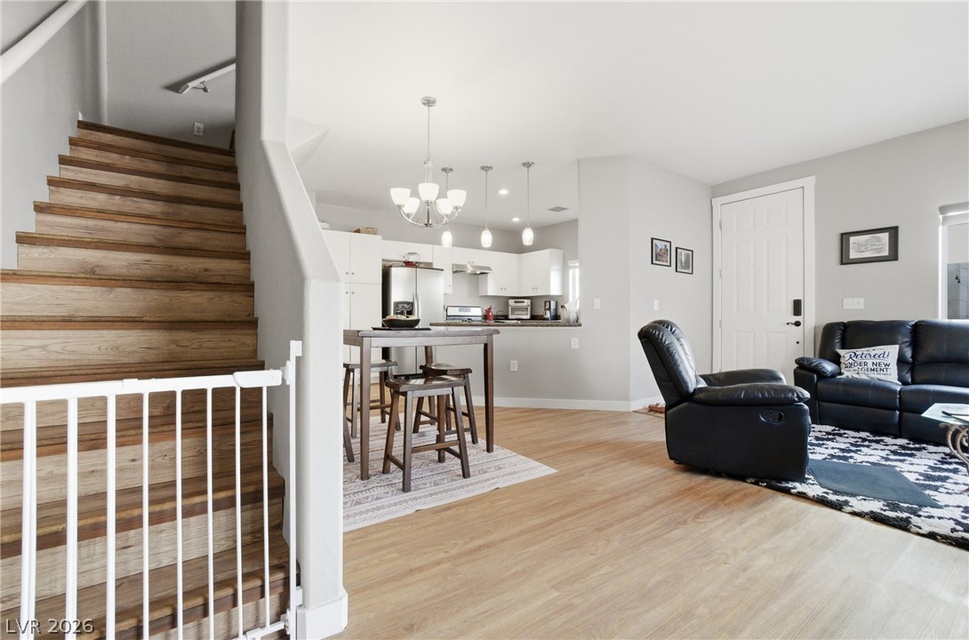 6316 Snap Ridge Street 101