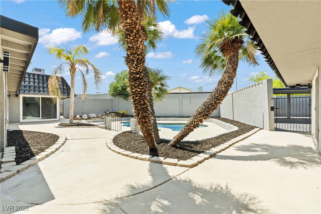 4501 Woodcrest Road