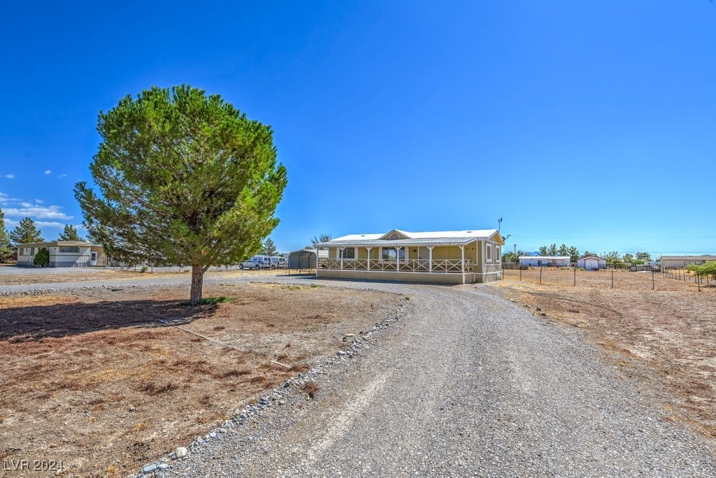 2121 Thousandaire Boulevard, Pahrump, Nevada image 3