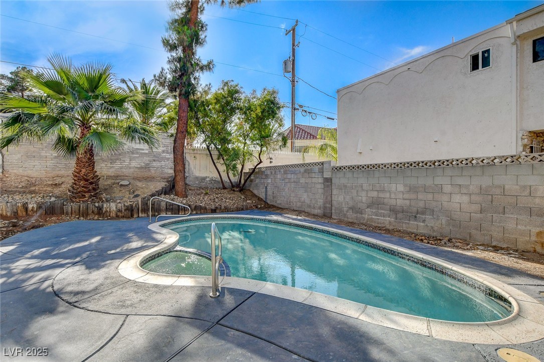 1600 Becke Circle