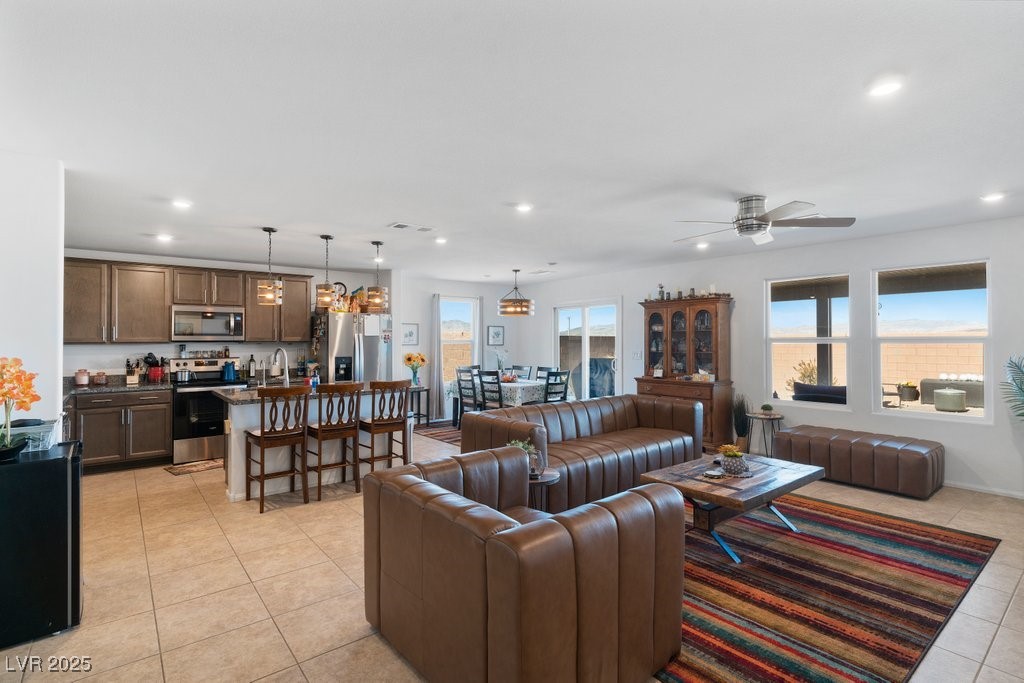 550 Dawson Falls Avenue, Indian Springs, Nevada image 9