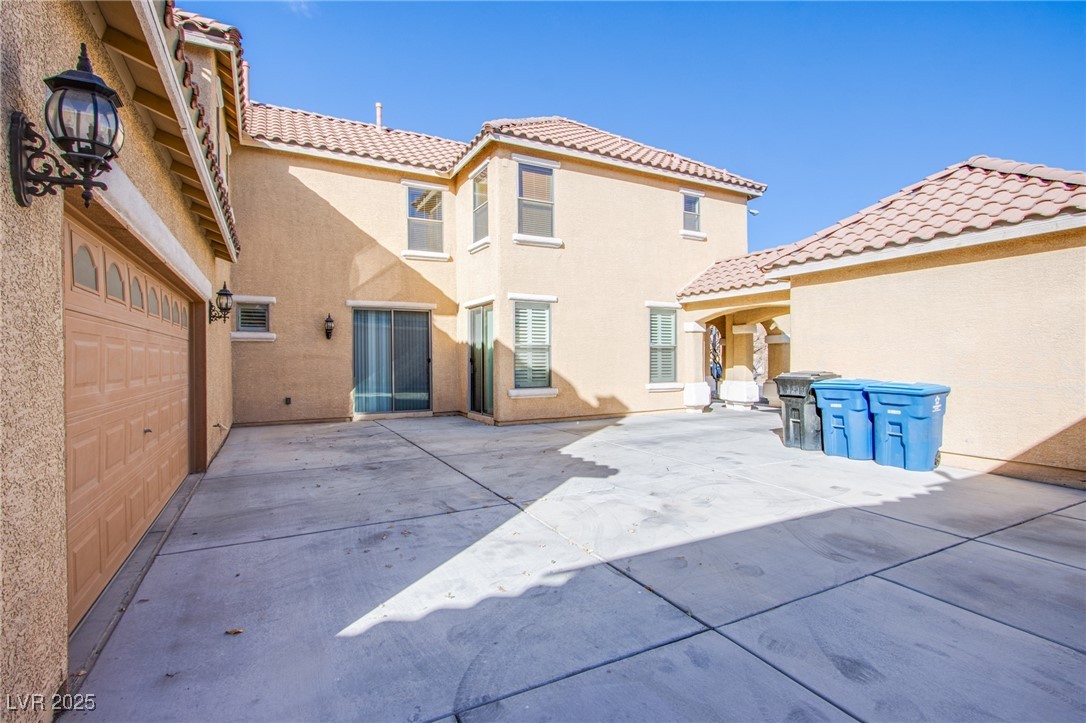 2821 White Peaks Avenue, North Las Vegas, Nevada image 4