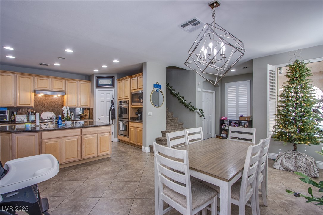 2821 White Peaks Avenue, North Las Vegas, Nevada image 7