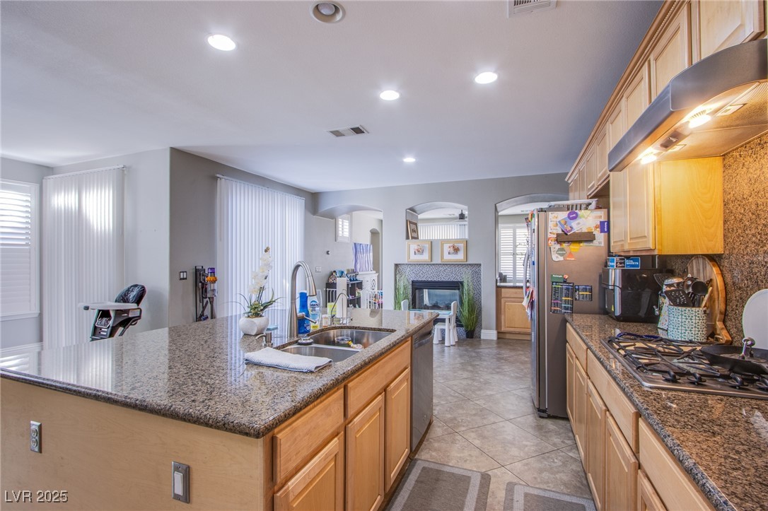 2821 White Peaks Avenue, North Las Vegas, Nevada image 10