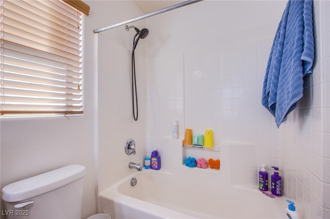 2821 White Peaks Avenue, North Las Vegas, Nevada image 18
