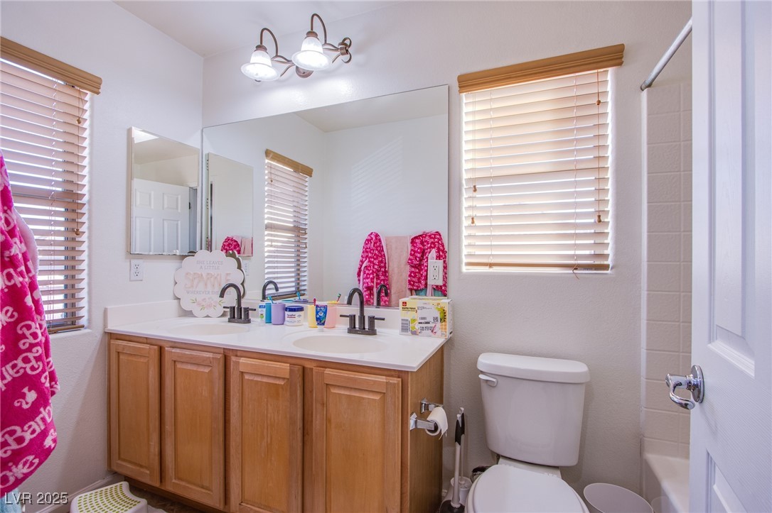 2821 White Peaks Avenue, North Las Vegas, Nevada image 25