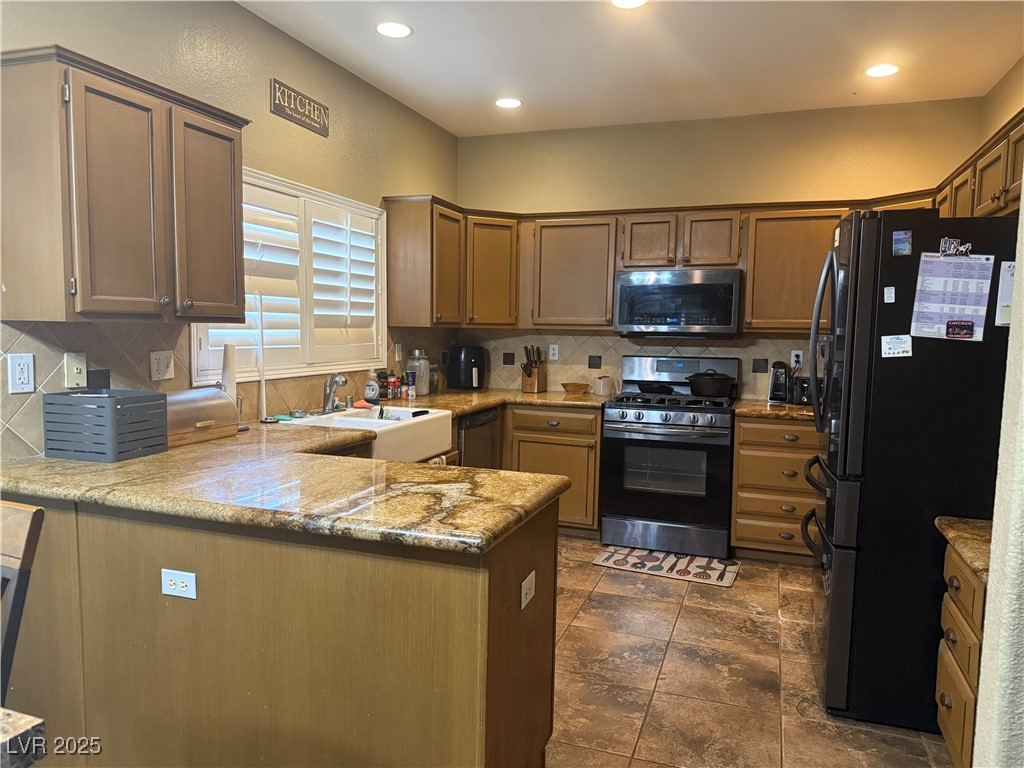 Properties 3 5315 Debut Court
