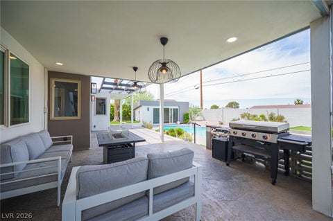 Tiny photo for 330 E Country Club Drive, Henderson, NV 89015 (MLS # 2773078)