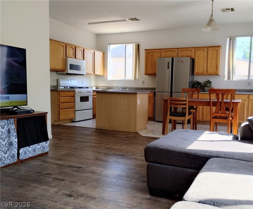 5221 Molveno Court