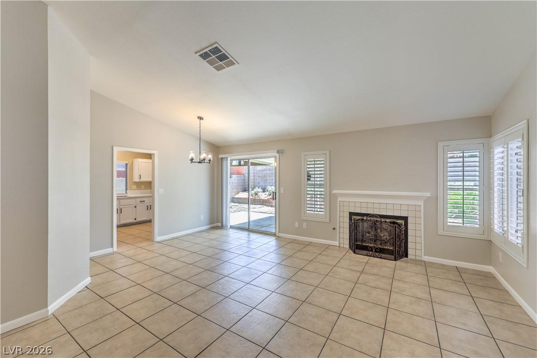 2007 GLISTENING SANDS Drive