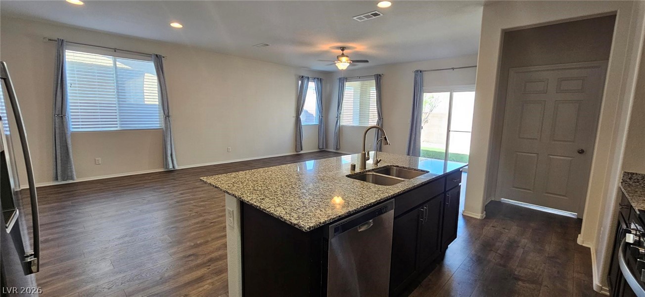 4208 Seclusion Bay Avenue