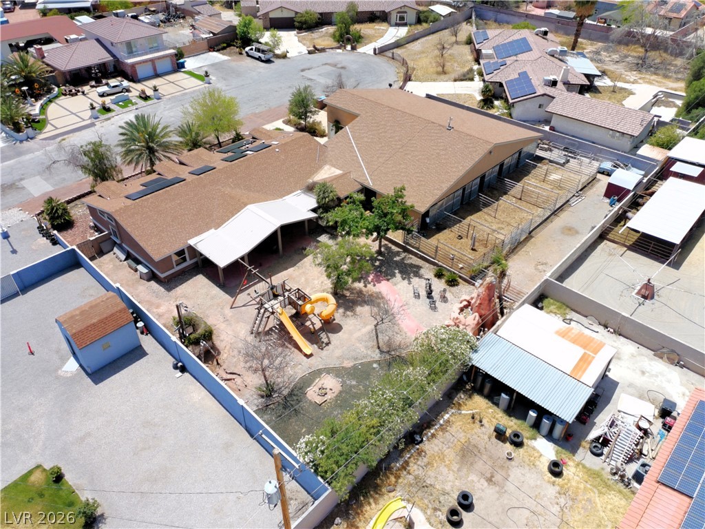 1725 Leonard Lane