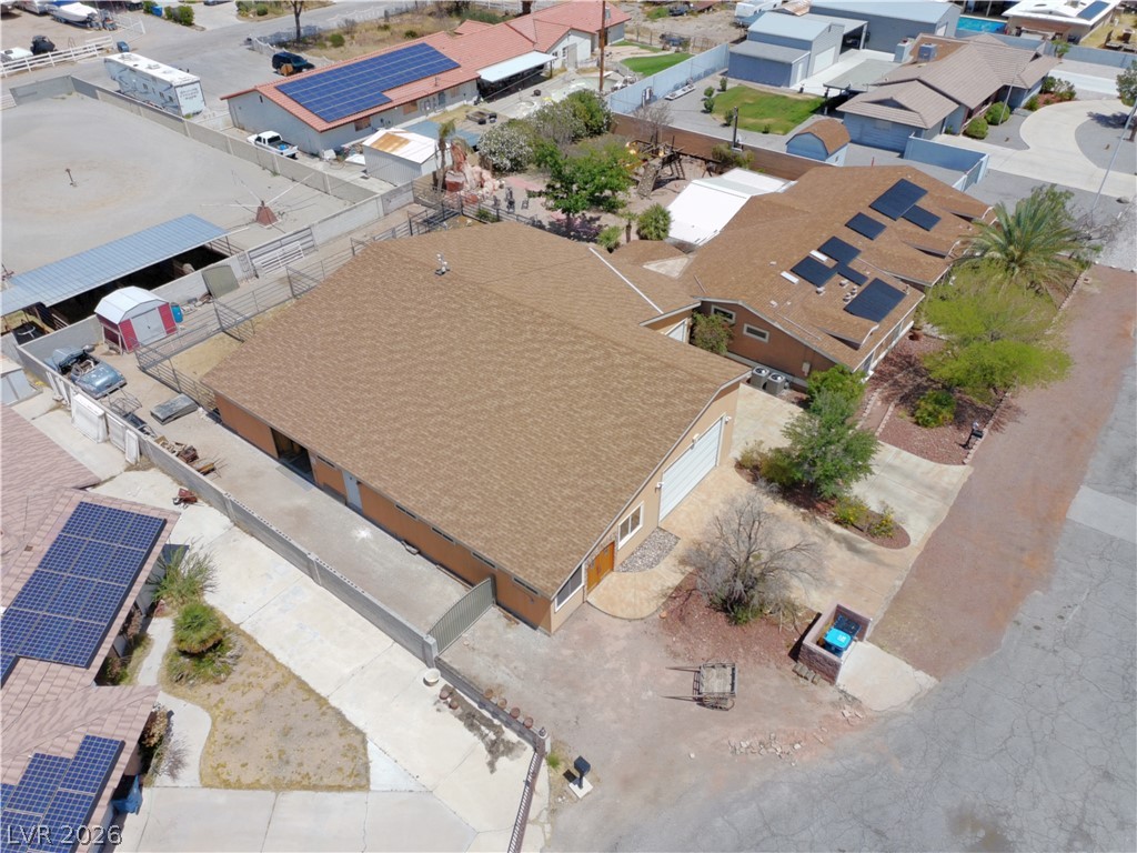 1725 Leonard Lane