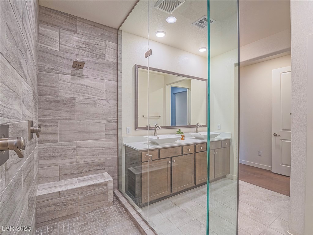 Henderson, Nevada 89052, United States, 3 Bedrooms Bedrooms, ,3 BathroomsBathrooms,Residential,Active,162956