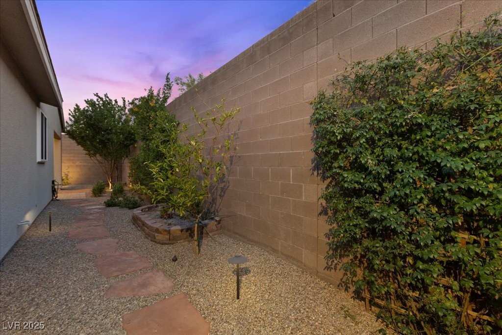 Henderson, Nevada 89052, United States, 3 Bedrooms Bedrooms, ,3 BathroomsBathrooms,Residential,Active,162956