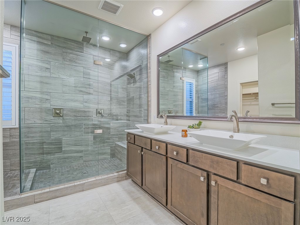 Henderson, Nevada 89052, United States, 3 Bedrooms Bedrooms, ,3 BathroomsBathrooms,Residential,Active,162956