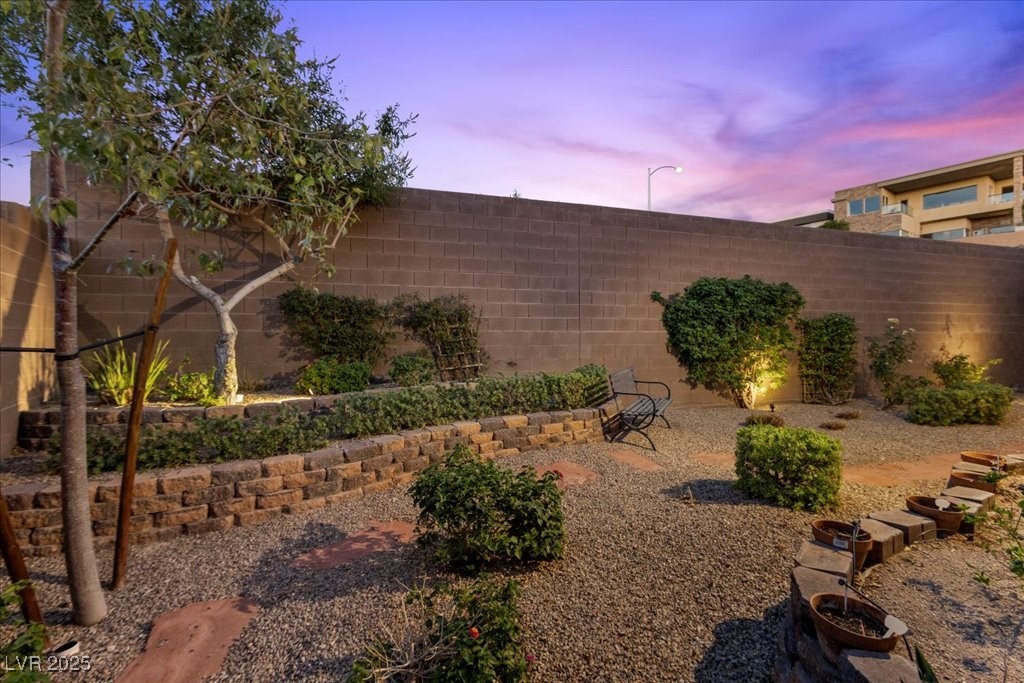 Henderson, Nevada 89052, United States, 3 Bedrooms Bedrooms, ,3 BathroomsBathrooms,Residential,Active,162956