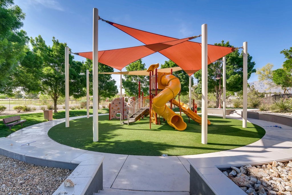 7513 Java Sparrow Street, North Las Vegas, Nevada image 35