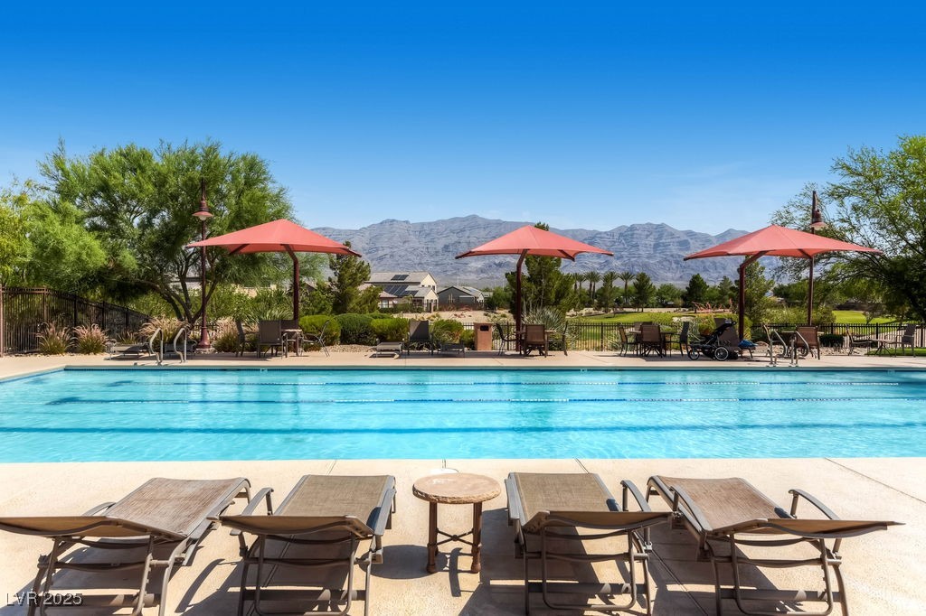 7513 Java Sparrow Street, North Las Vegas, Nevada image 33
