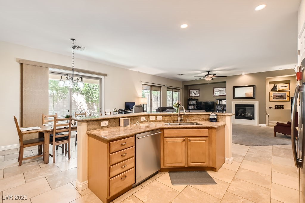 7513 Java Sparrow Street, North Las Vegas, Nevada image 12