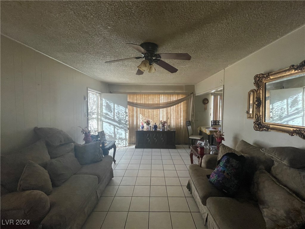 North Las Vegas, Nevada 89030, United States, 3 Bedrooms Bedrooms, ,1 BathroomBathrooms,Residential,Pending,36164