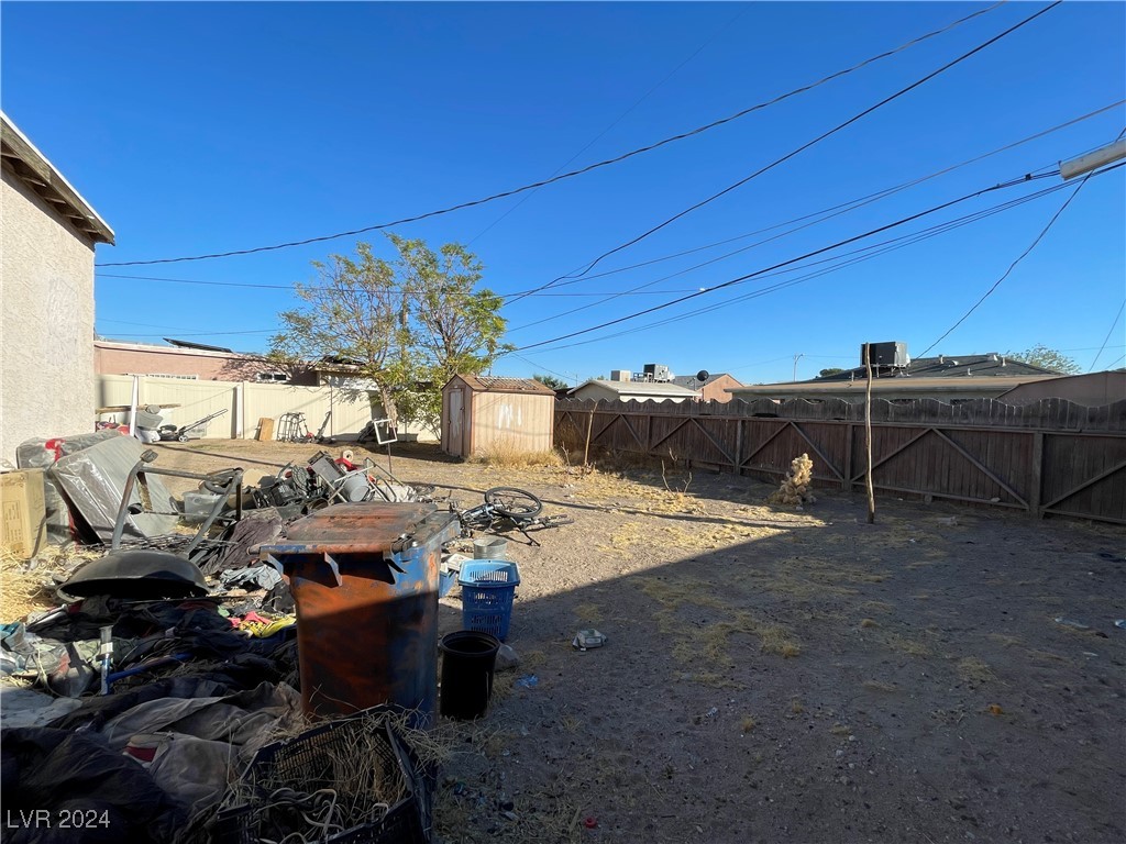 North Las Vegas, Nevada 89030, United States, 3 Bedrooms Bedrooms, ,1 BathroomBathrooms,Residential,Pending,36164